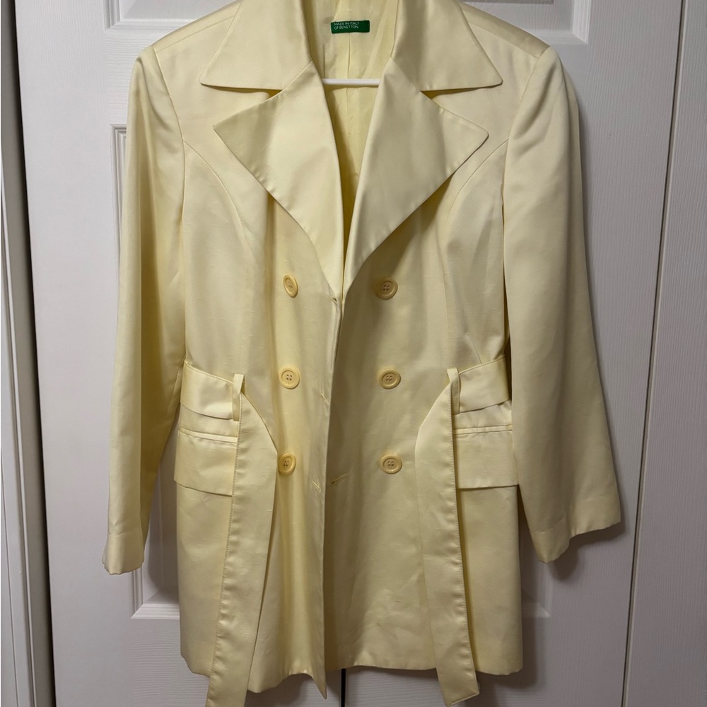 Elegant Cream Double-Breasted Women's Coat